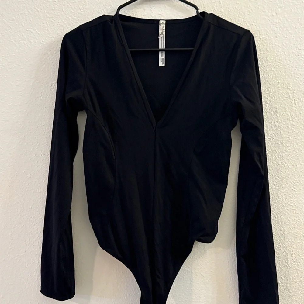 Free People chic black